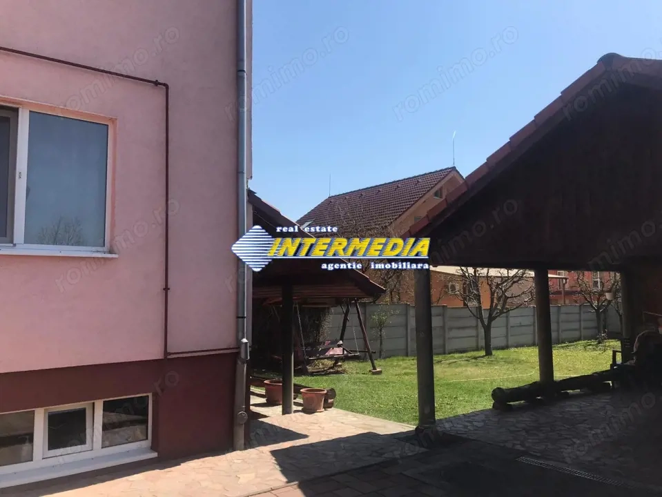 Casa D+P+E vanzare Finisata si  500 mp Teren toate utilitatile strada asfaltata