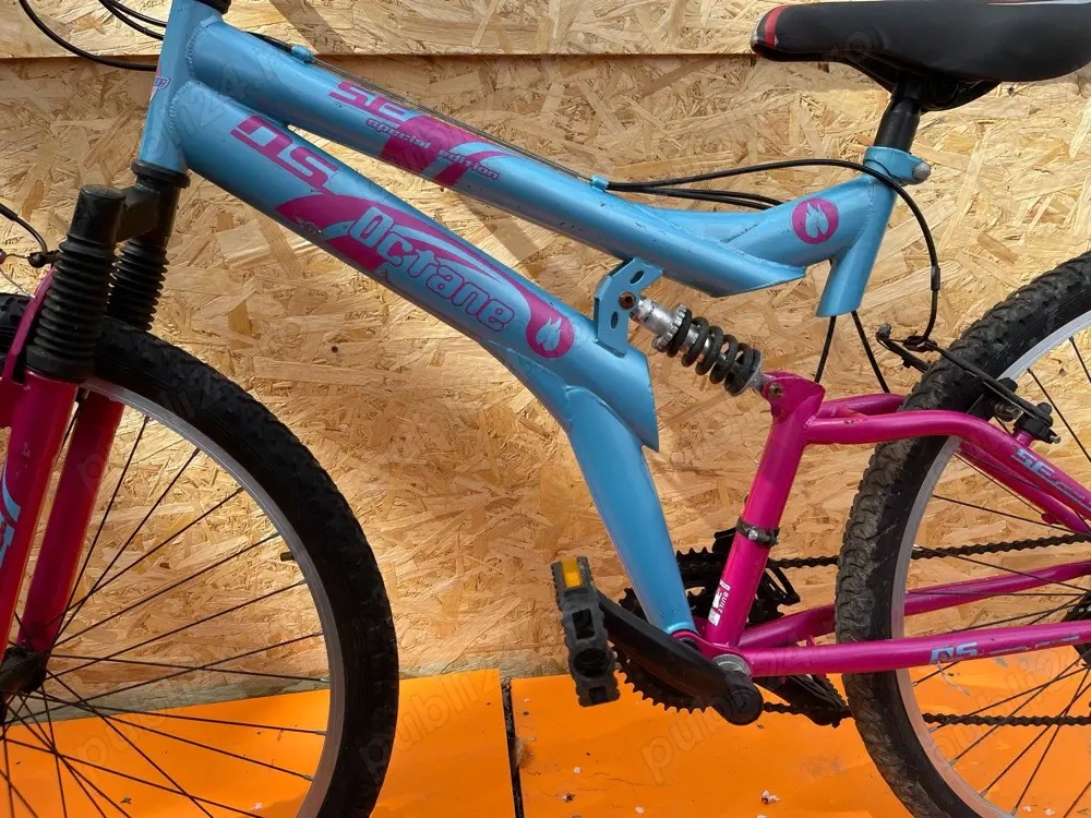 bicicleta octane cu suspensii roti 26"