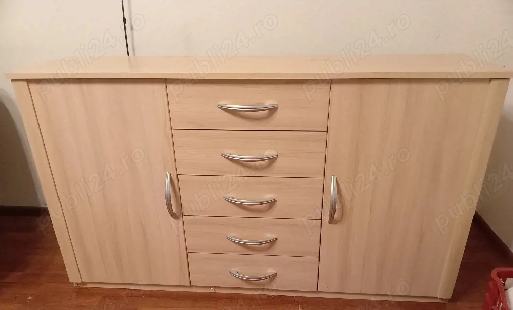 Comodă modernă de vânzare 