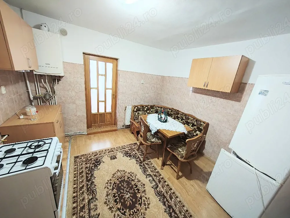 Vand apartament cu 2 camere,  ETAJ 2, Hunedoara, Micro 5, 48000 euro neg