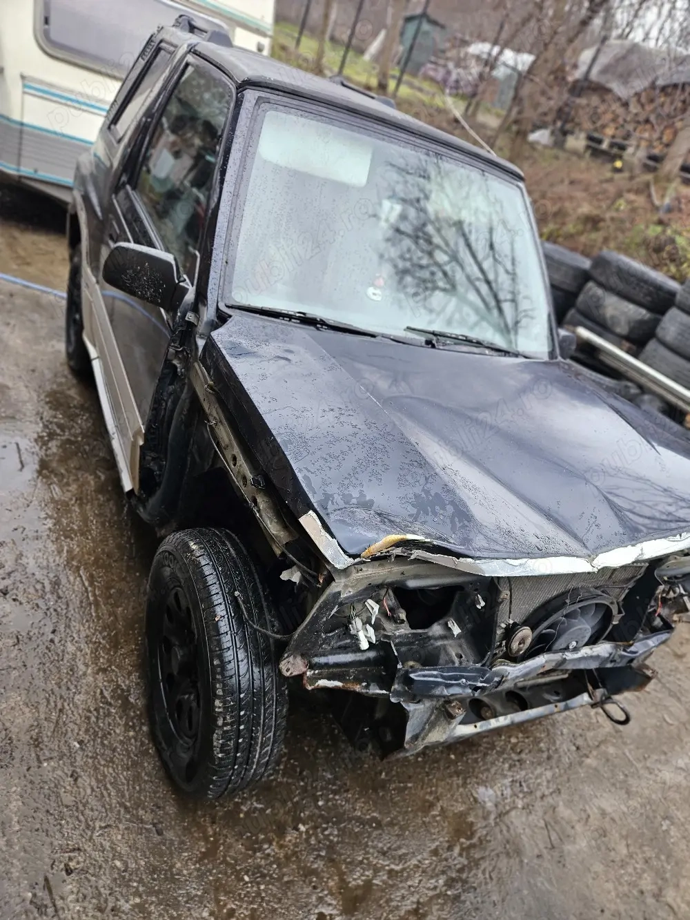 Suzuki Vitara anul 2001 motorizare diesel  1900 Peugeot avariat față și înmatriculat România