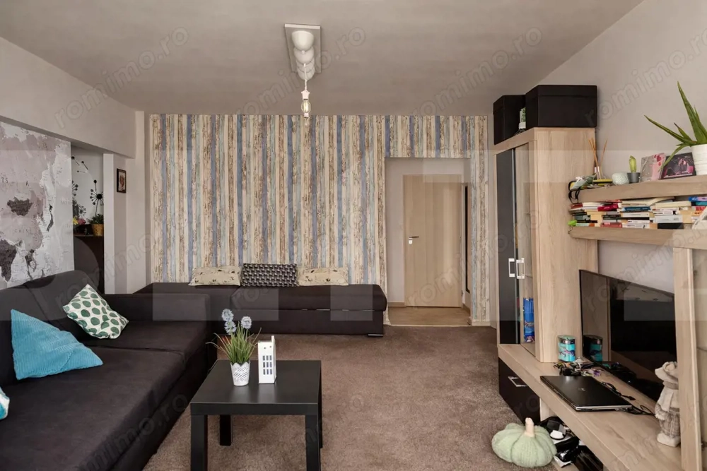 Apartament 3 camere, 110 mp, zona Micalaca - malul Mureșului