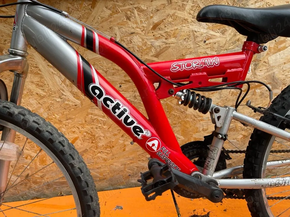 bicicleta active roti 24" cu suspensii 