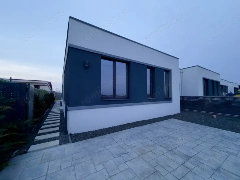 Duplex 4 camere, despartit prin dressing, 93mp, 360 teren in Urseni