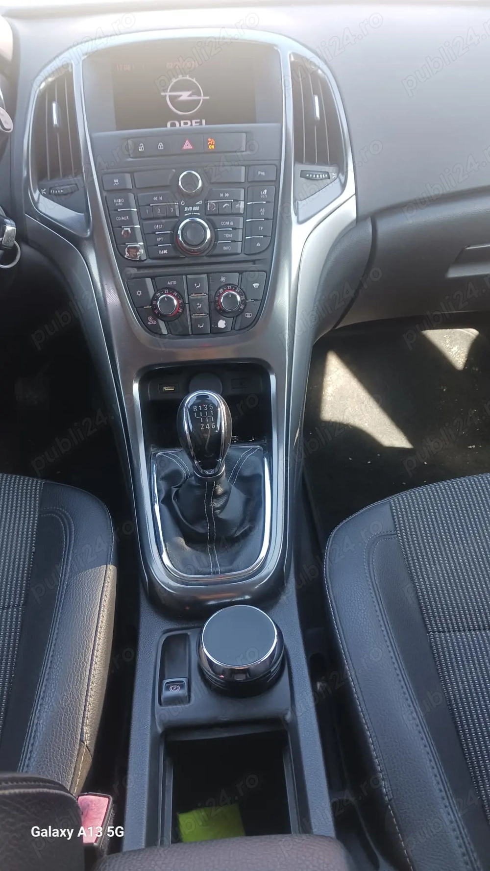 Opel Astra J,an 2010,1,7 diesel,modelul sport