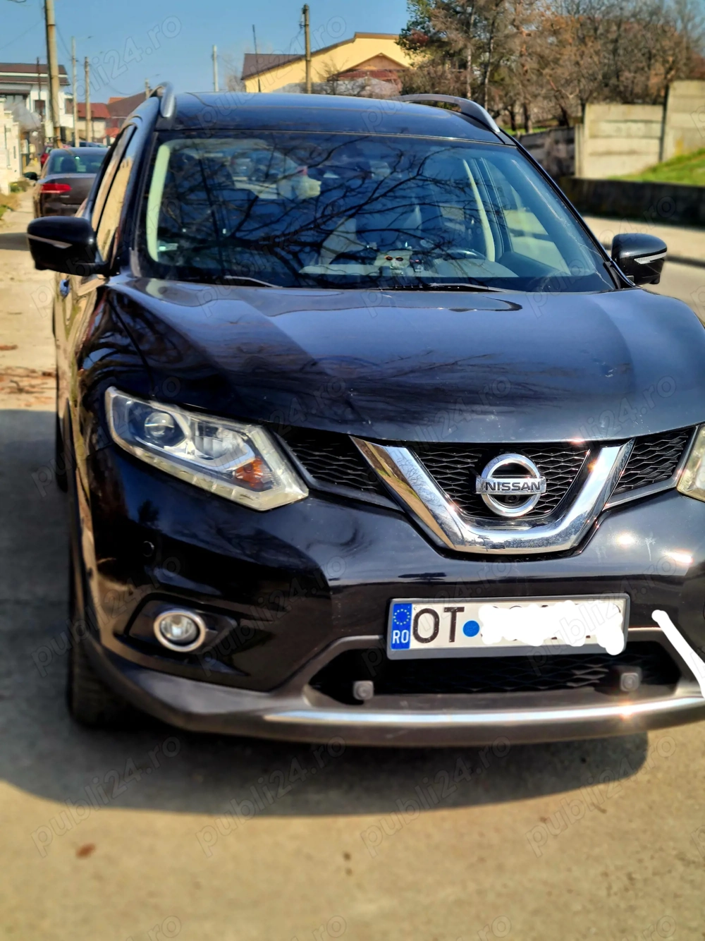 Nissan x-trail tekna t32 2015 motor 1.6 dci 130cp Climatronic 2 zone piele 