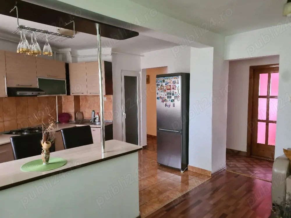 Apartament 4 camere