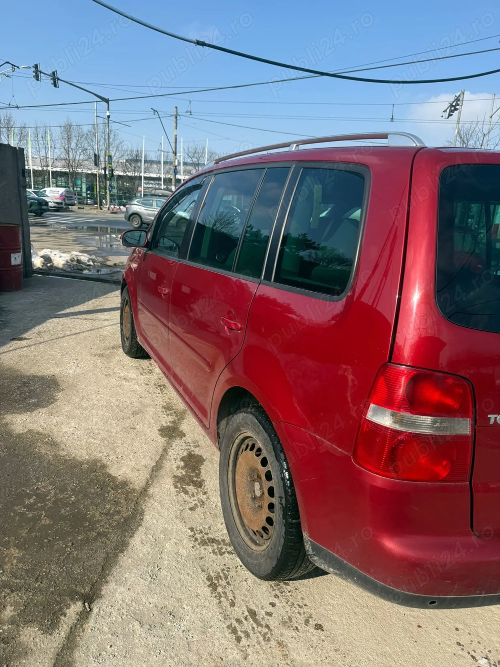 Vand VW Turan 2004 pret negociabil