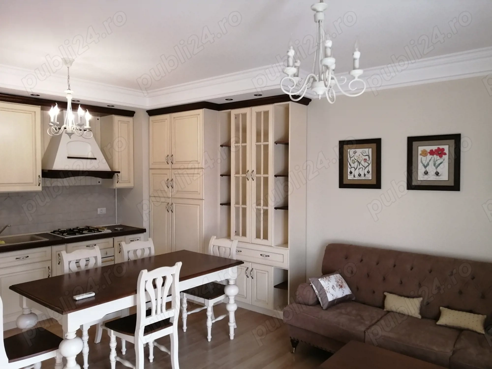 Apartament de lux pentru oameni de afaceri, amenajat și mobilat, 2 camerecu loc de parcare Piața 700