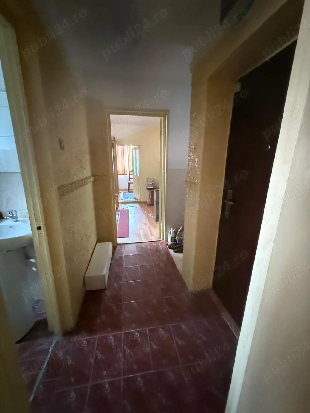 Vand ap.2 camere semidecomandat