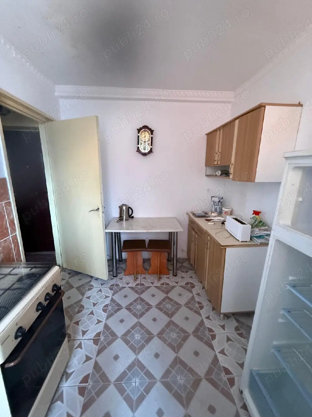 Vand ap.2 camere nedecomandat