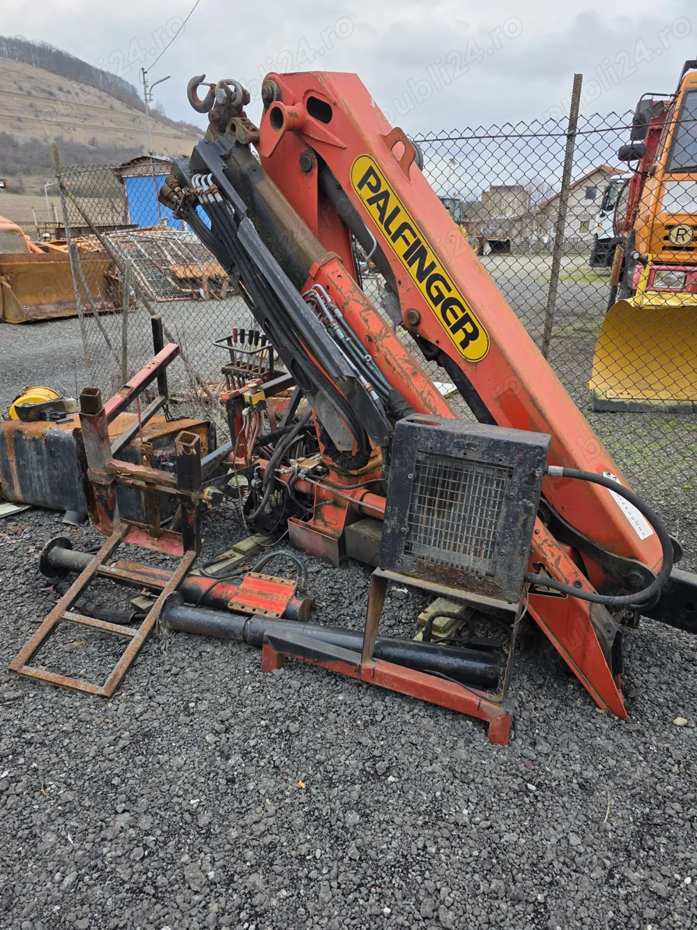 Macara Palfinger 3,5 to