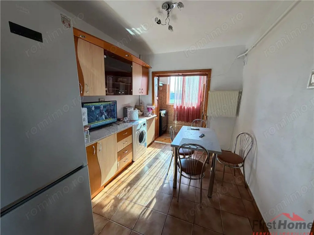 Apartament 3 camere, zona Sud - Amadeus - 70mp, etaj 4 cu acoperis