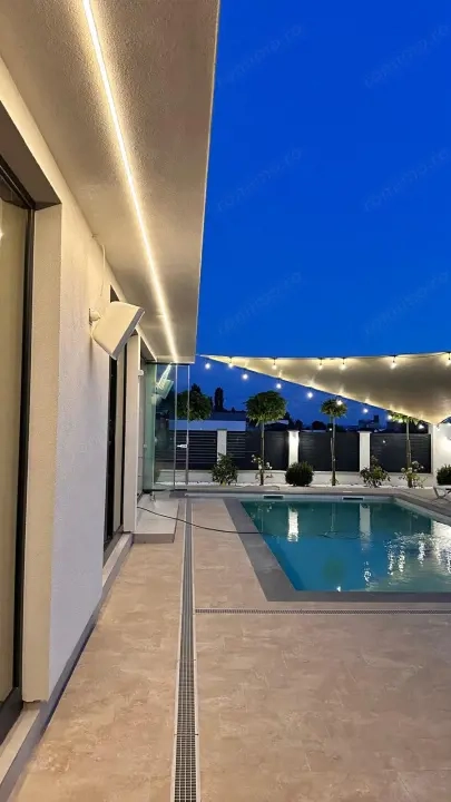 Casă cu piscină, 320 mp, teren 1.120 mp,  aproape Mall Electroputere
