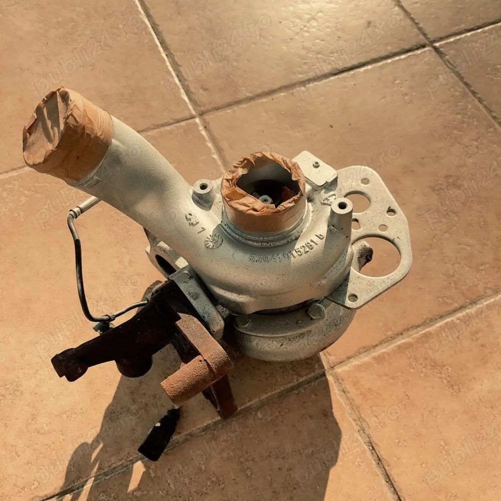 Vând turbosuflantă pentru Volkswagen Touareg 3.0 V6 TDI, an 2007.