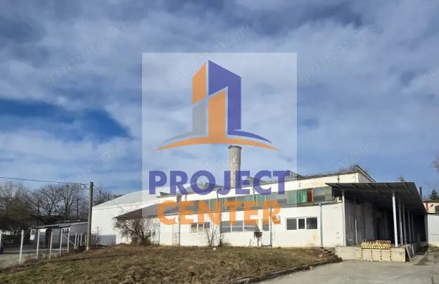 Hala industrială în suprafață de 750 mp + teren în suprafață de 3000 mp