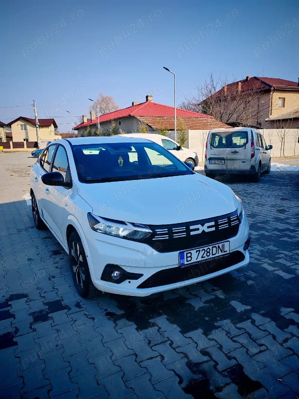 Logan xx 2025 Benzina +Gpl.4500 kilometri 