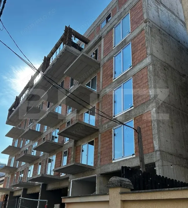 Apartament cu 2 camere, semifinisat, 56 mp, zona Iulius Mall