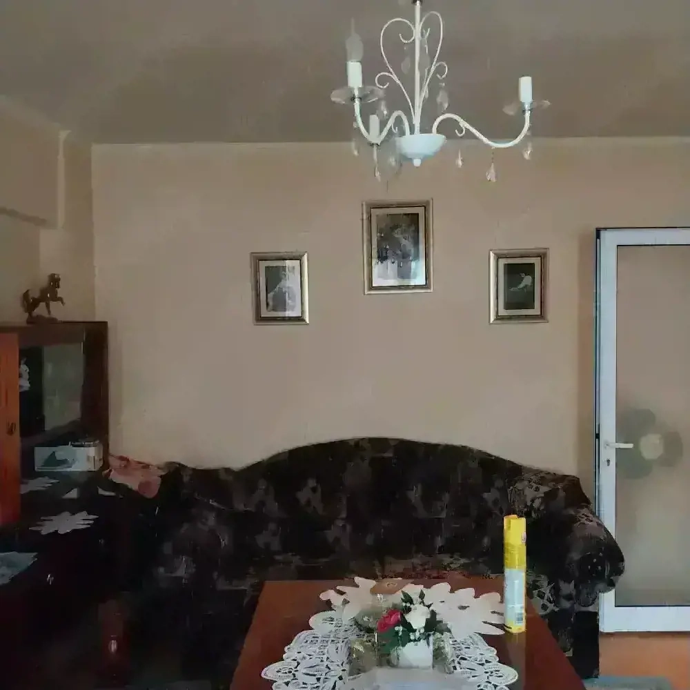vand apartament  