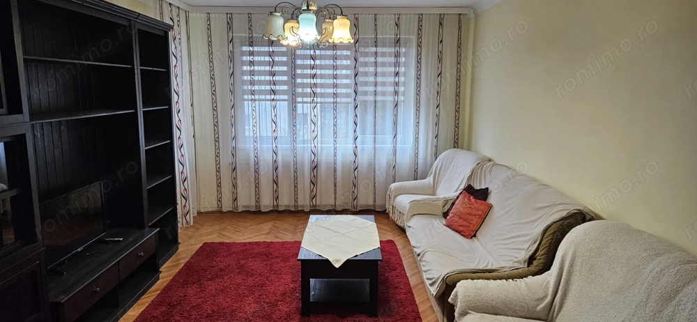 Inchiriez apartament cu 4 camere decomandat in Deva, zona Kogalniceanu, et 3