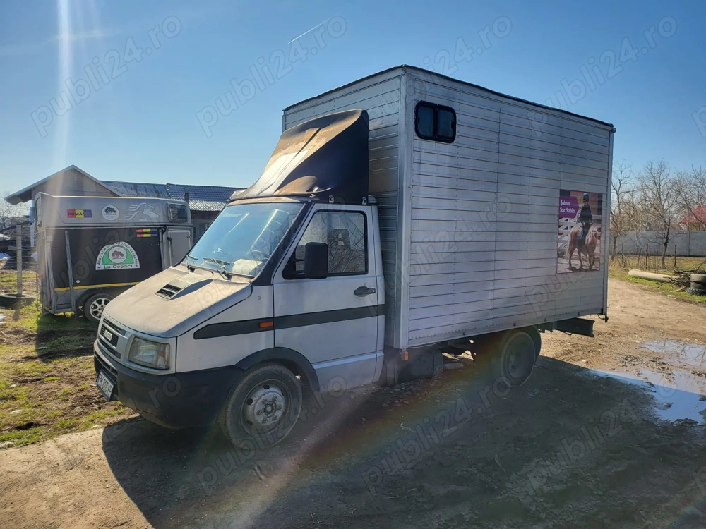 Masina transport animale