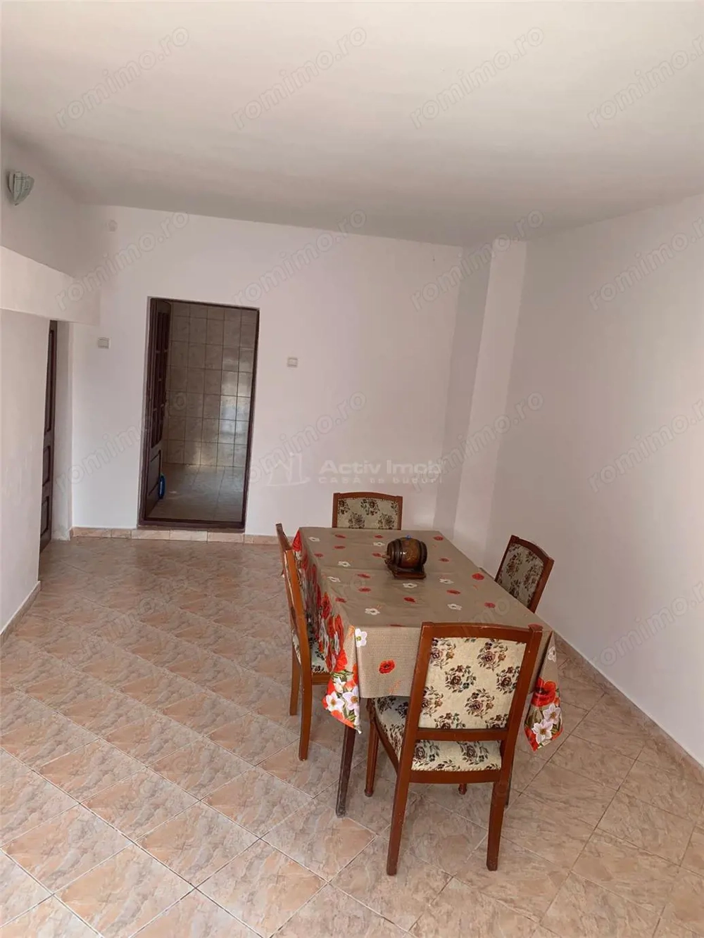 Casa 8 camere de vanzare Valea Voievozilor Targoviste 653mp teren