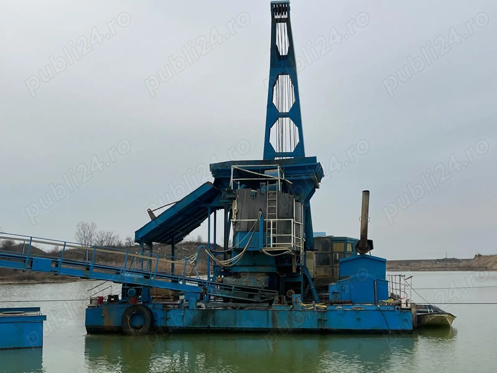 Vând Graifer Plutitor 