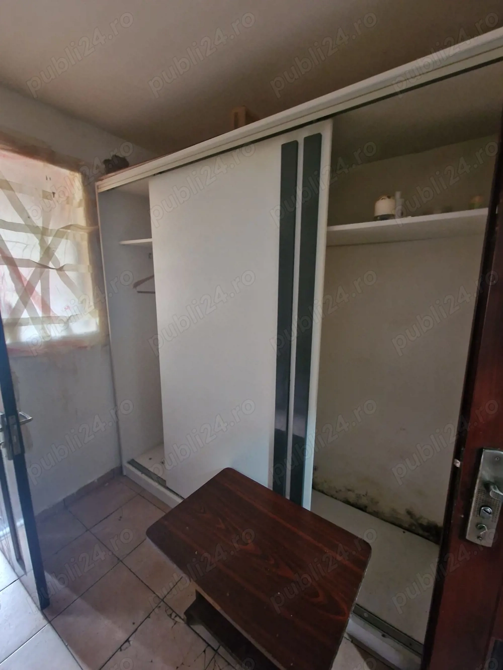 Garsoniera Titan   Bd. 1 decembrie 1918   Bloc anvelopat