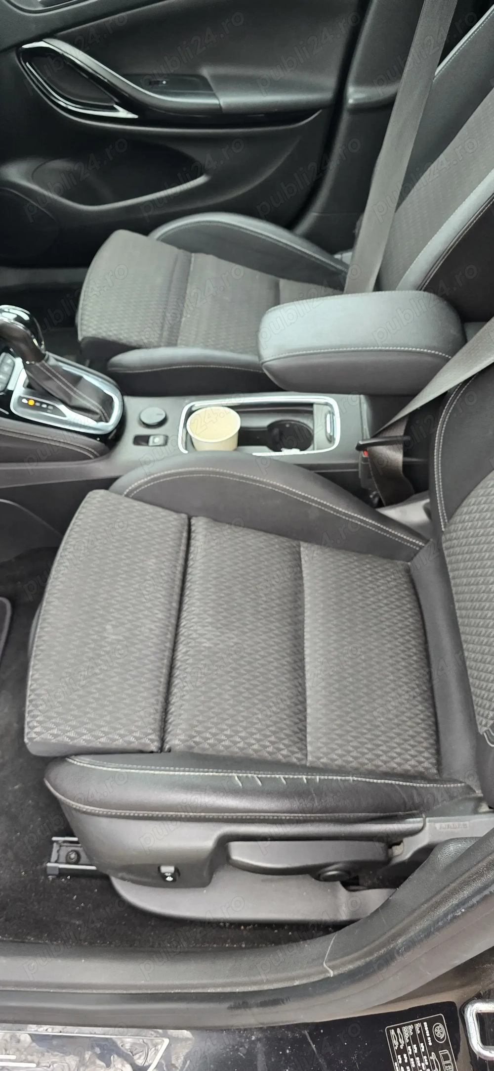 Opel astra k 1.6 automat 