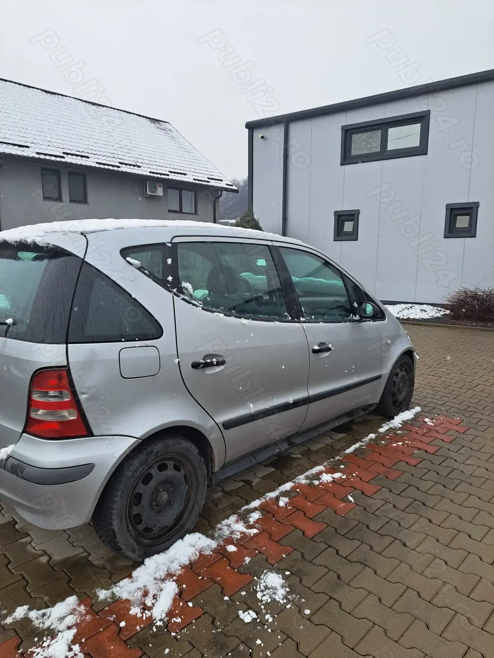 Vand mercedes a class, cutie de viteza automata, consum motorina, fabricata in  anul 2002