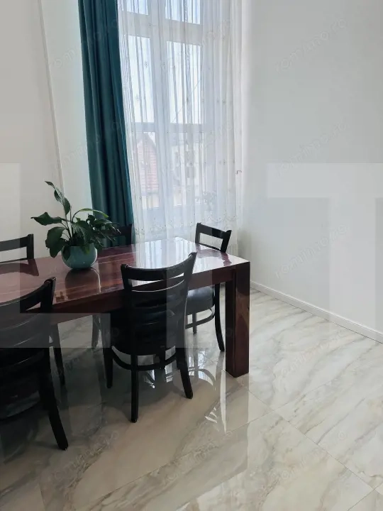 Apartament 4 camere, 90 mp, zona Ultracentral