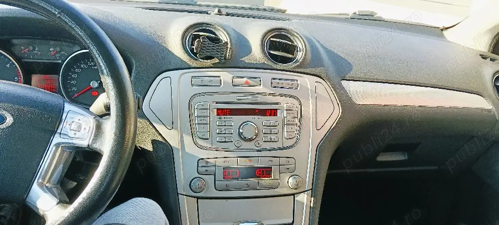 Vând ford mondeo MK4 1.8 