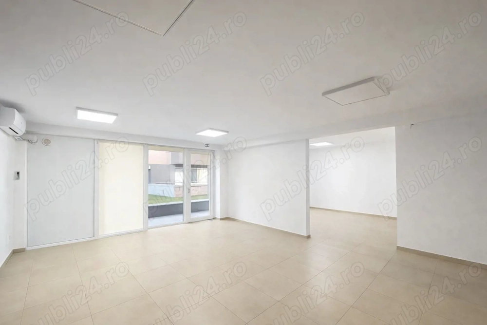 Spații comerciale de vânzare la cheie - 60mp sau 120mp   parter bloc, intrare din stradă   Zona Arad