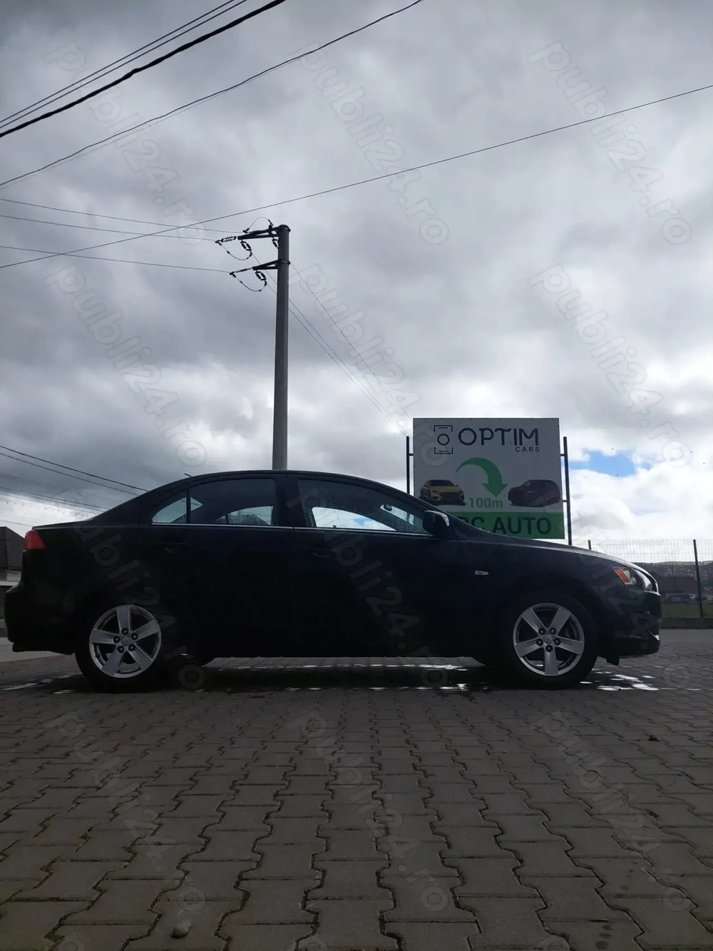 Vând urgent Mitsubishi Lancer