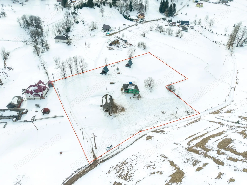 Teren 7,656 mp + Cabane tip A Frame, Fundata