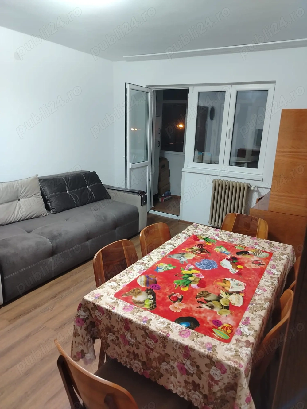Vand apartment cu 3 camere zona Nord Ploiesti