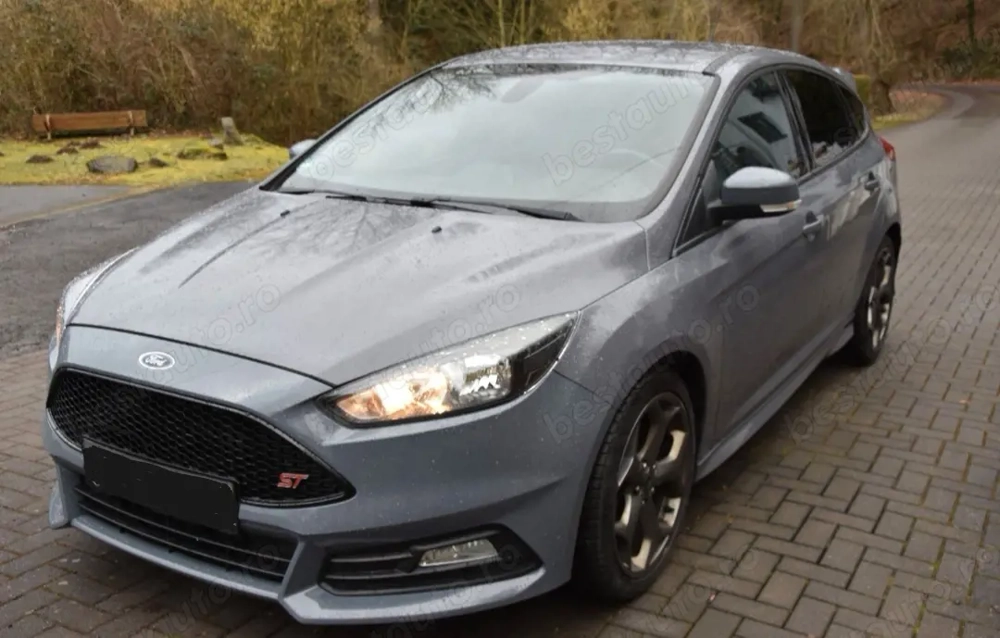 Ford Focus ST-An 2016--Benzină 2.0--cp 250