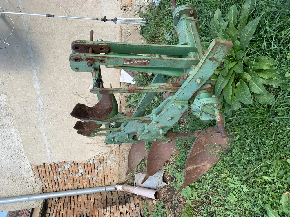 Vand plug sau schimb cu cositoare