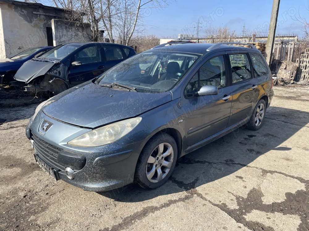 Dezmembrez Peugeot 307 SW 1.6 HDi 110Cp 80kW an 2005 Break Facelift