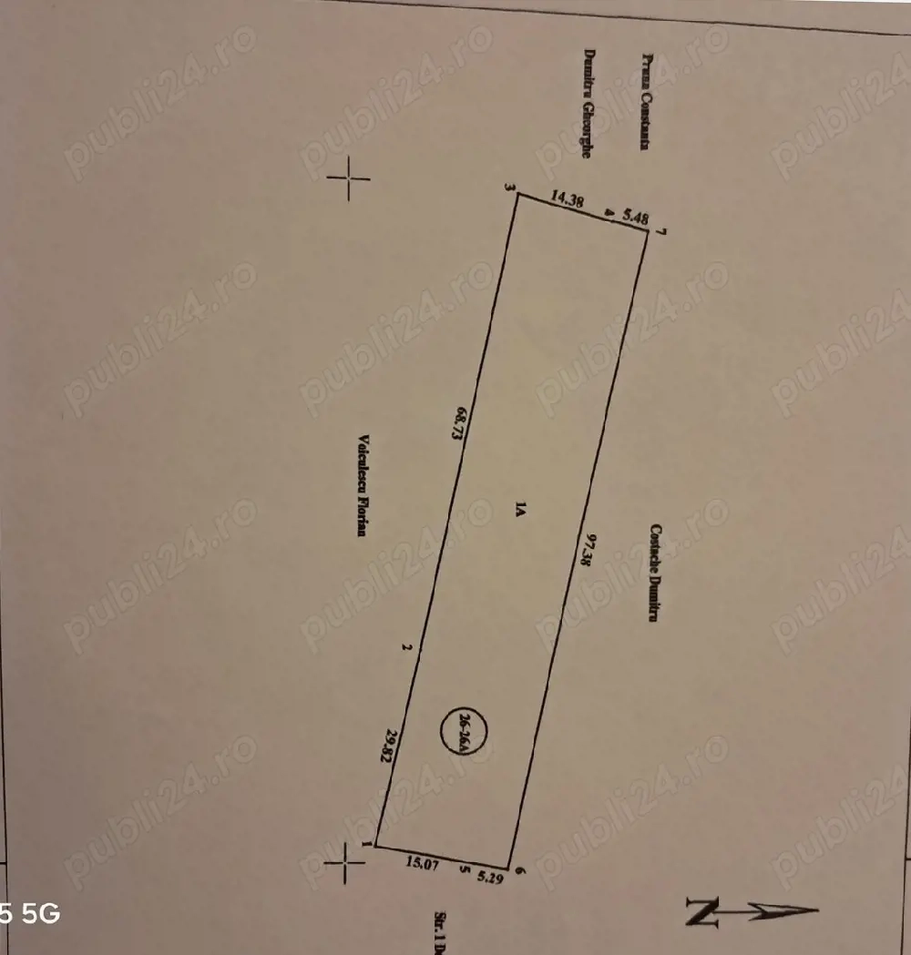 Vând teren intravilan. 