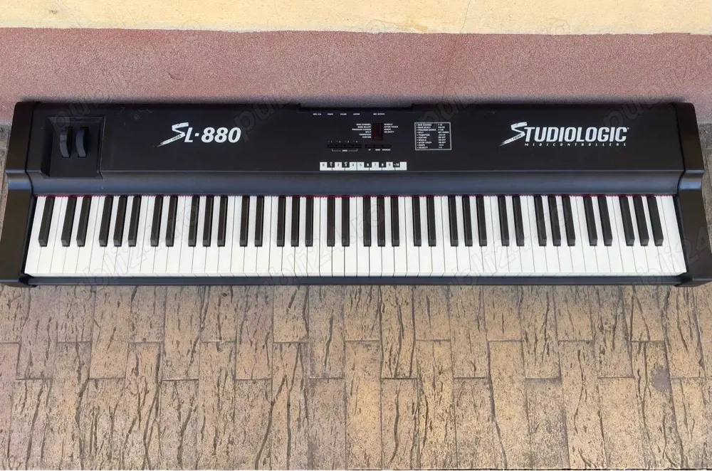 controler MIDI Fatar Studiologic SL-880