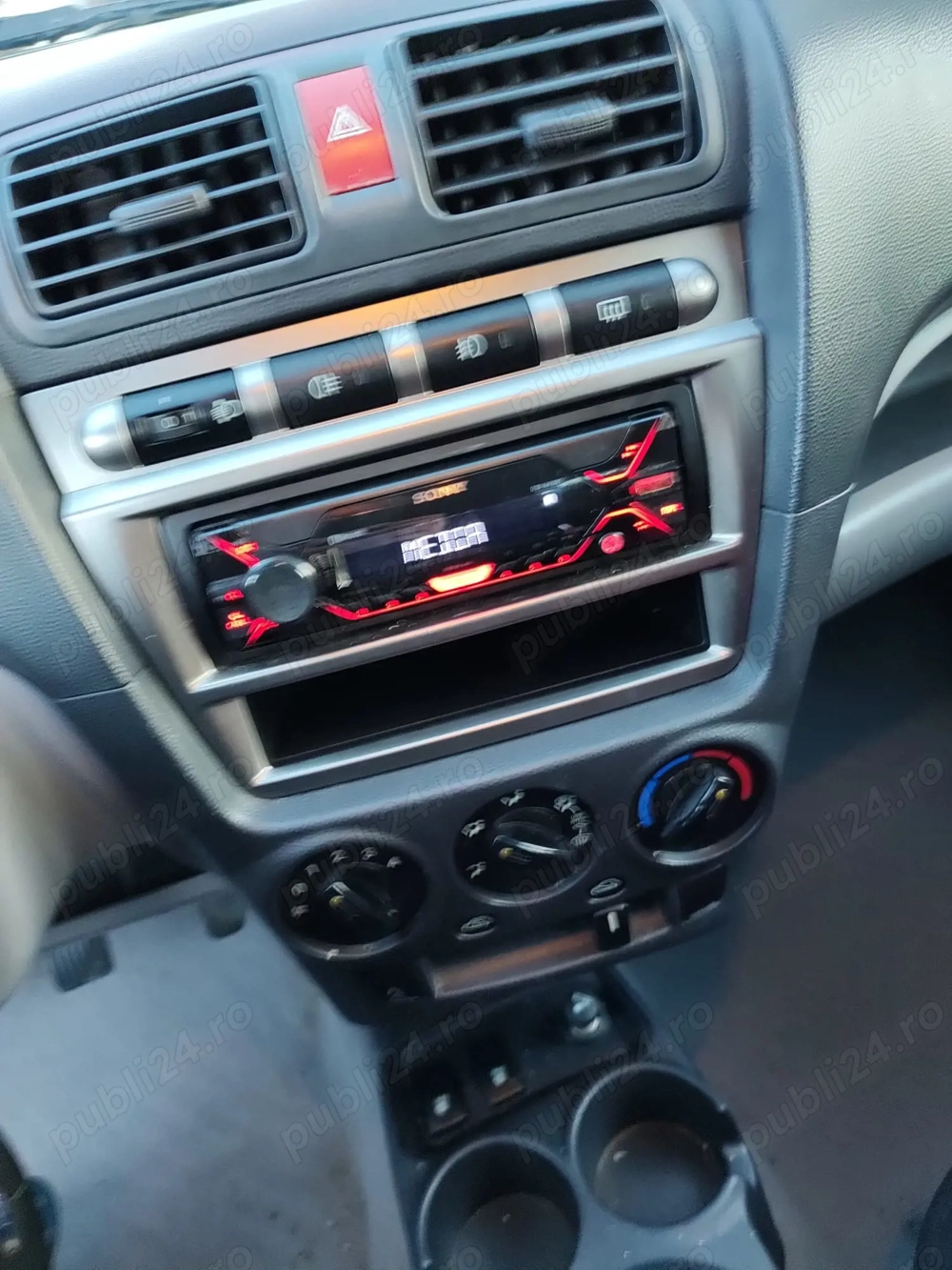 De vanzare Kia Picanto 1.1 Benzina