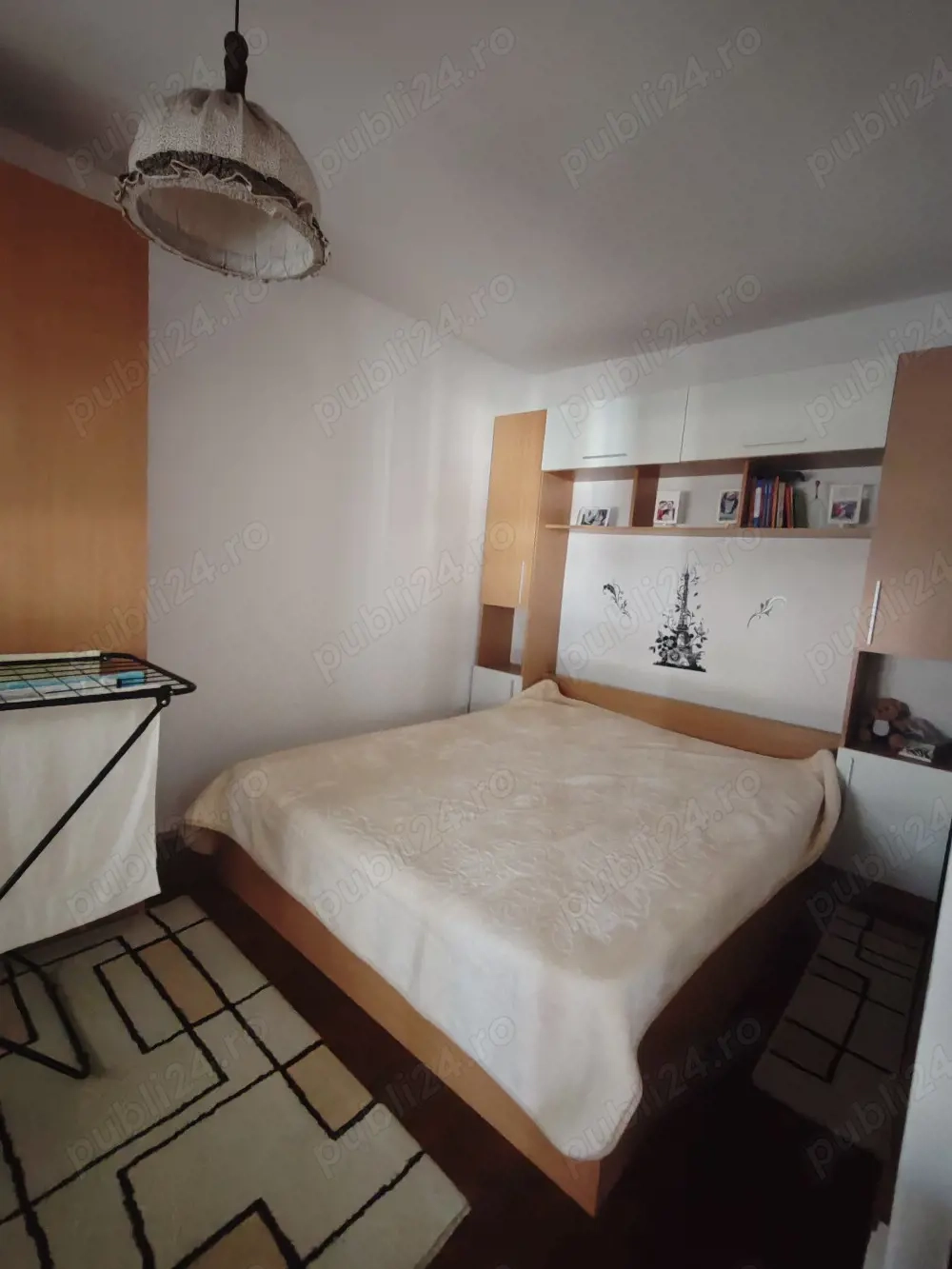 Vând apartament 2 camere et 1 din 4 