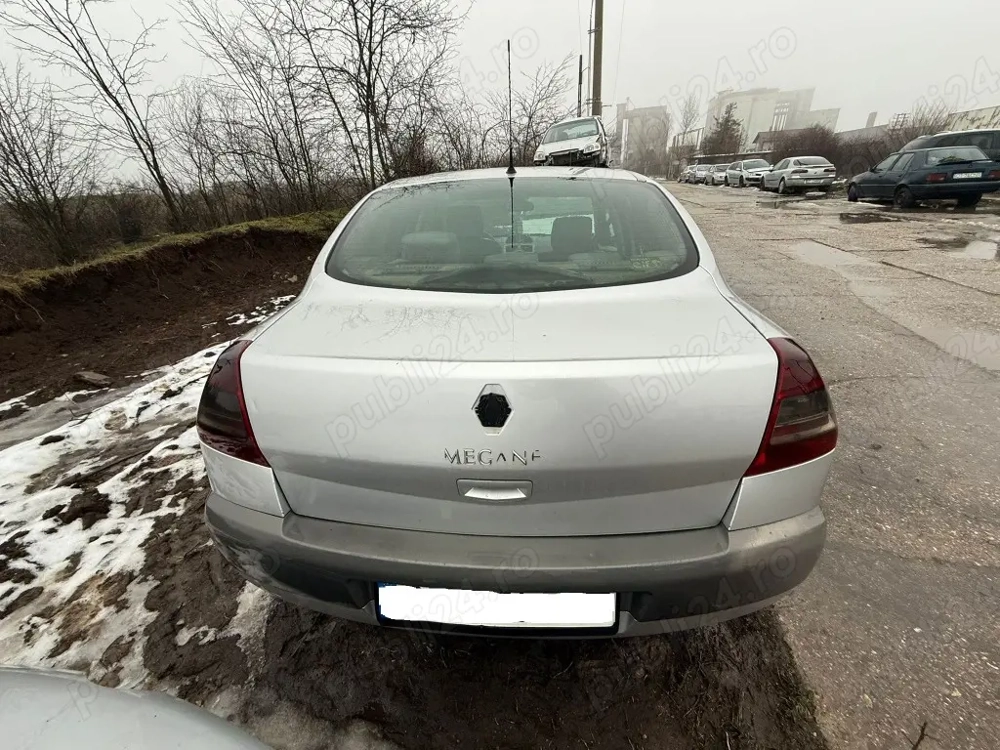 Dezmembrăm Renault Megane 2 Berlina An 2004 1.9 DCI Cod motor F9Q