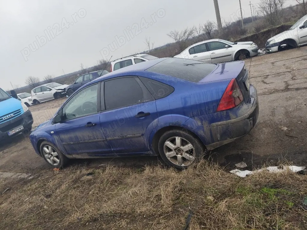 Dezmembram Ford Focus 2 berlina 1.6 tdci Euro 4 An 2008 Cod motor G8DA