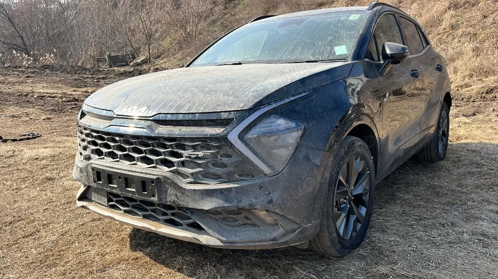 Dezmembram Kia Sportage 1.6 benzina / hybrid An 2024