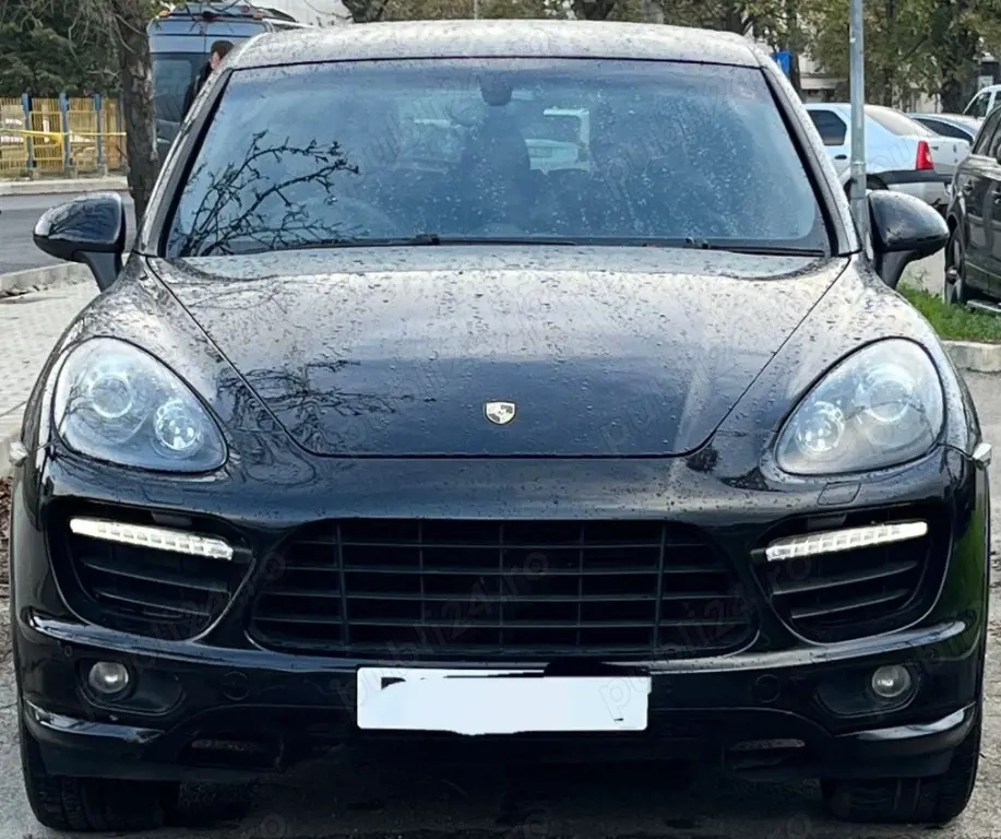 Dezmembram Porsche Cayenne 92A 4.8 GTS benzina 309 kw, 420 cp An 2015