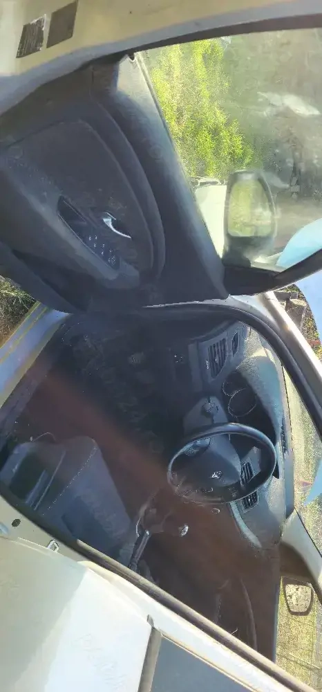 Dezmembrez Renault Megan 3 