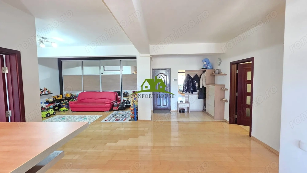 AP. 95mp la Et.2 cu 3 camere si 2 balcoane -complet utilat-zona Nord