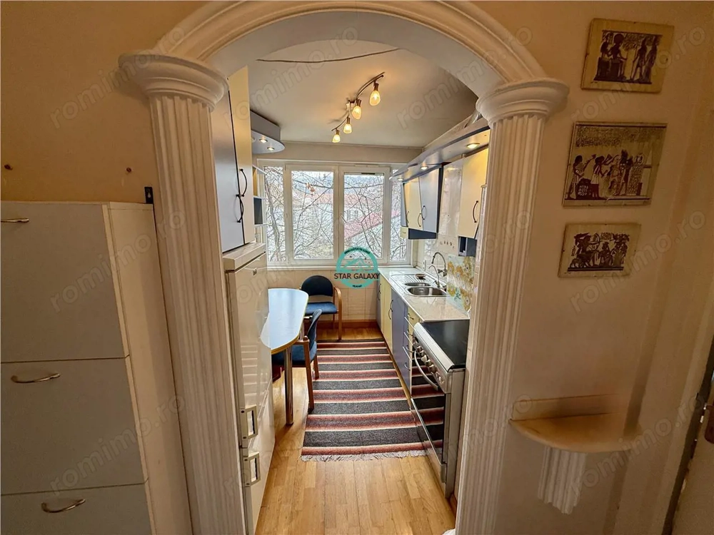 Apartament cu 3 camere de inchiriat, mobilat si utilat, in Cornisa